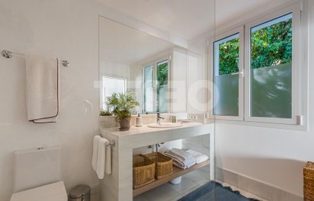 Newly Refurbished Villa in the exclusive area of Kings and Queens, Sotogrande Costa