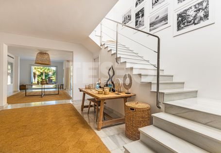 Newly Refurbished Villa in the exclusive area of Kings and Queens, Sotogrande Costa