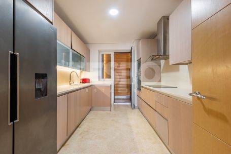 Elegantes Marina-Apartment mit Panoramablick auf das Meer in Ribera del Marlin, Sotogrande