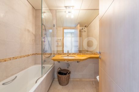 Elegantes Marina-Apartment mit Panoramablick auf das Meer in Ribera del Marlin, Sotogrande