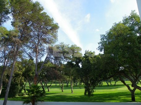 Beautiful Duplex overlooking the 9th Hole of Valderrama Golf Course