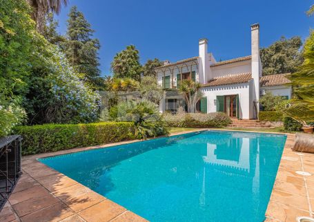 Charming Villa located in Sotogrande Costa designed around a traditional Andalusian patio