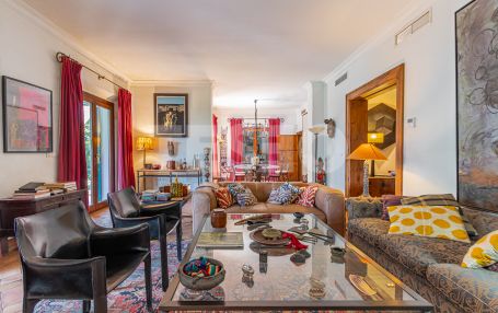 Charming Villa located in Sotogrande Costa designed around a traditional Andalusian patio