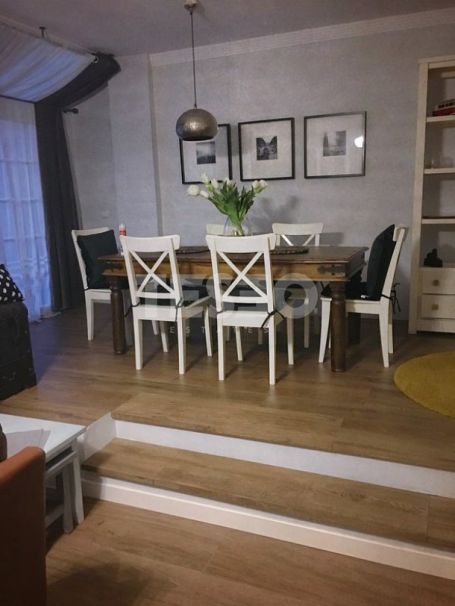 Lovely spacious townhouse for Summer rental.
