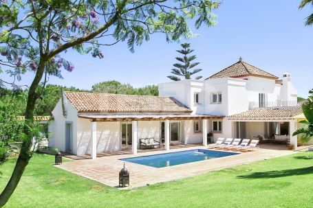 Recently renovated stylish villa for holiday rental in Sotogrande Alto