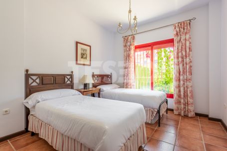 Reihenhaus für Langzeitmiete in El Casar Fronda, Sotogrande Costa