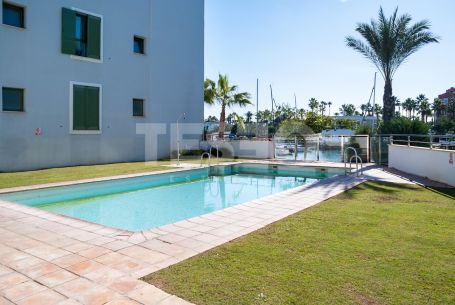 Stunning apartmen for sale in the marina of Sotogrande