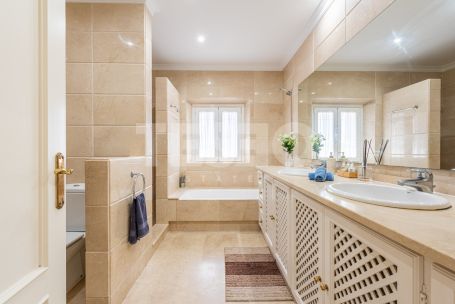 Villa zu verkaufen in Zona G, Sotogrande Alto