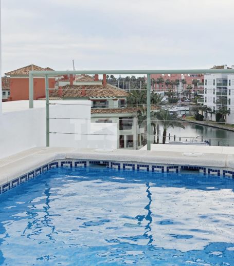 Appartement à louer à court terme en Ribera de Alboaire, Marina de Sotogrande