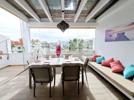 Appartement à louer à court terme en Ribera de Alboaire, Marina de Sotogrande