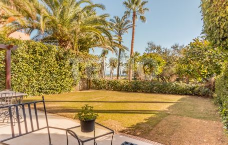 Wohnung für kurzzeitmiete in Paseo del Mar, Sotogrande Puerto Deportivo