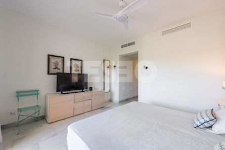 Exklusive 3-Zimmer-Wohnung in El Polo de Sotogrande, Sotogrande Costa