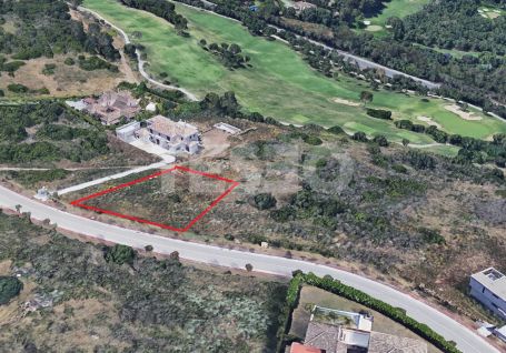 Nice Plot for Sale with la Reserva Golf and Sea Views. South Orientation