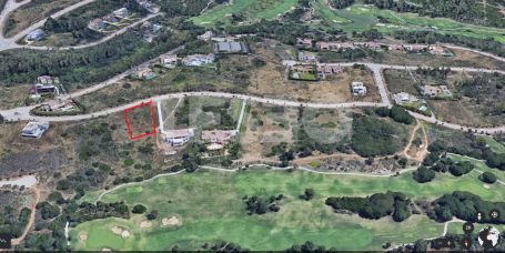 Nice Plot for Sale with la Reserva Golf and Sea Views. South Orientation