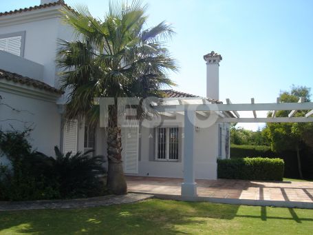 Villa für Langzeitmiete in Zona F, Sotogrande Alto