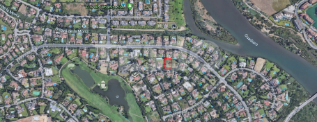 Plot for sale in the King and Queen area.