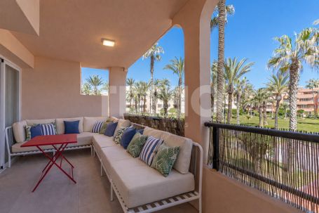 Appartement à louer en Apartamentos Playa, Sotogrande Costa