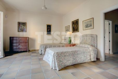 Andalucian Style villa 2 minutes away from the beach