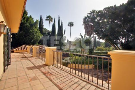 Amplia Villa de estilo Andaluz a tan solo 2 minutos de la playa
