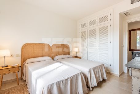 Bonito apartamento en Isla del Pez Volador, Marina de Sotogrande a 100 metros de la playa