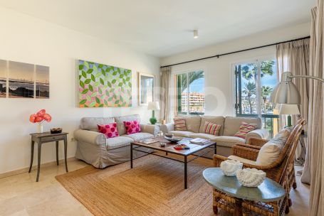 Bonito apartamento en Isla del Pez Volador, Marina de Sotogrande a 100 metros de la playa