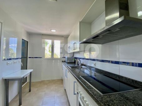 Alquiler apartamento de 3 dormitorios en Guadalmarina II