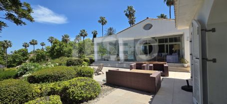 Exclusiva villa de lujo en Kings &amp; Queens, Sotogrande Costa, con vistas al mar