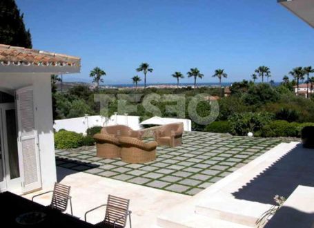 Exclusiva villa de lujo en Kings &amp; Queens, Sotogrande Costa, con vistas al mar