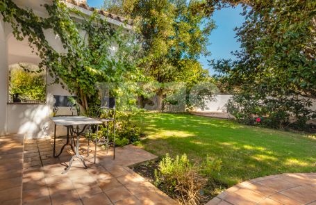 Villa in quite area of C zone in Sotogrande Alto