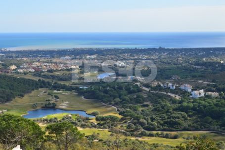 Plot with spectacular views for sale in La Reserva, Sotogrande