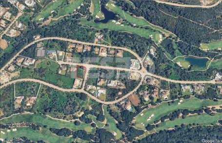 Exclusiva Parcela en Zona L, La Reserva, Sotogrande, Cádiz, con Vistas Panorámicas y Seguridad 24h