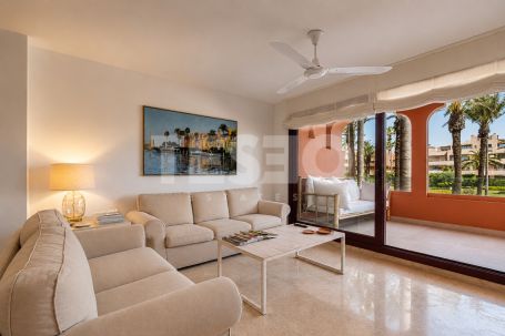 Appartement à louer à long terme en Apartamentos Playa, Sotogrande Costa