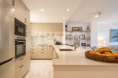 Appartement à louer à long terme en Apartamentos Playa, Sotogrande Costa