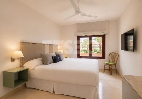 Appartement à louer à long terme en Apartamentos Playa, Sotogrande Costa