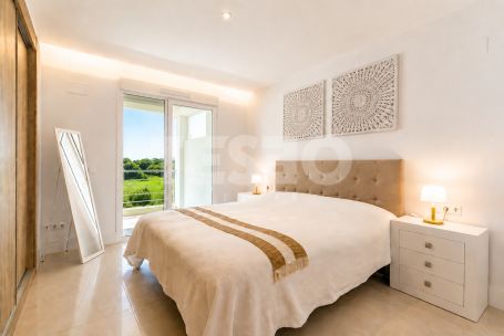 Luxury Frontline Golf Apartment at Emerald Greens, San Roque Club