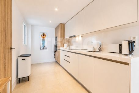 Luxury Frontline Golf Apartment at Emerald Greens, San Roque Club