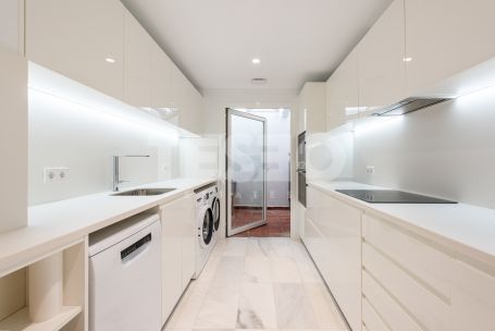 Elegant Townhouse on Second Line Beach – Los Lacasitos
