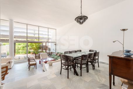 Elegant Townhouse on Second Line Beach – Los Lacasitos