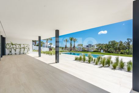 Villa Ebony, new build villa at the best price in La Reserva de Sotogrande