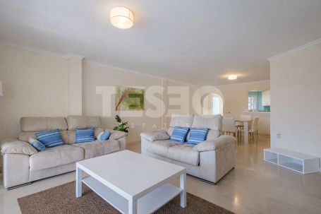 Lovely 2 bedroom apartment for rental in Isla Carey.