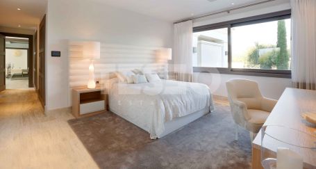 Stunning Luxury Villa in Sotogrande Alto with Panoramic Views, Wellness Spa &amp; Exceptional Design