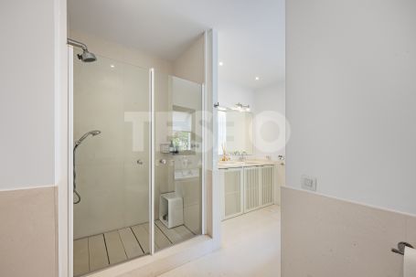 Villa in Las Cimas 1, front line golf in Almenara, Sotogrande Alto