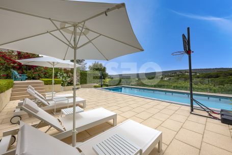 Villa in Las Cimas 1, front line golf in Almenara, Sotogrande Alto