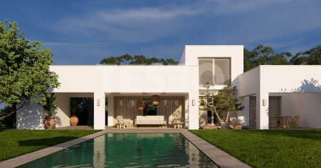 Villa Lyra: Entdecken Sie diese exklusive Neubauvilla mit Panoramablick, gelegen in einer ruhigen Sackgasse in Sotogrande Alto