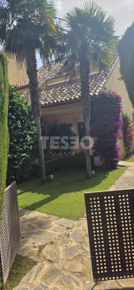 Town House for sale in Los Granados, Sotogrande Costa