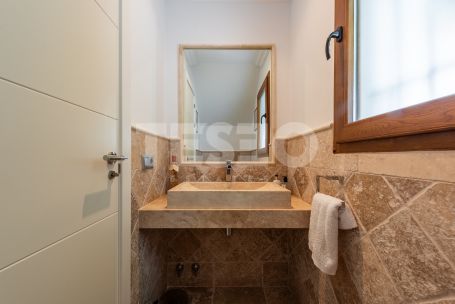 Villa for sale in Zona B, Sotogrande Costa
