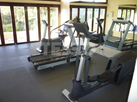 Appartement de luxe avec vue sur un espace vert à Valgrande, Sotogrande Alto