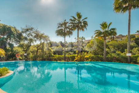 Appartement de luxe avec vue sur un espace vert à Valgrande, Sotogrande Alto