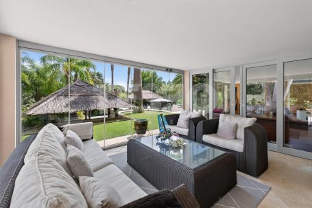 Exceptional Contemporary Villa with Tropical Gardens in Sotogrande Alto’s Zone C
