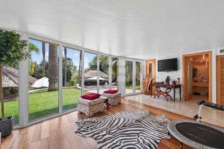 Exceptional Contemporary Villa with Tropical Gardens in Sotogrande Alto’s Zone C